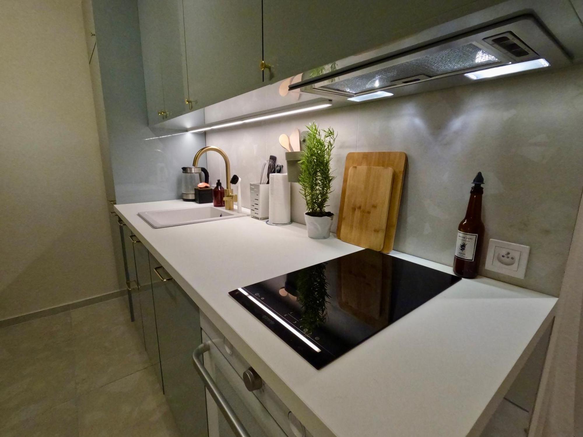 Urban Retreat I Modern Boho Apartments In Lovely Letna District - 10 Minutes From Old Town Prag Exterior foto