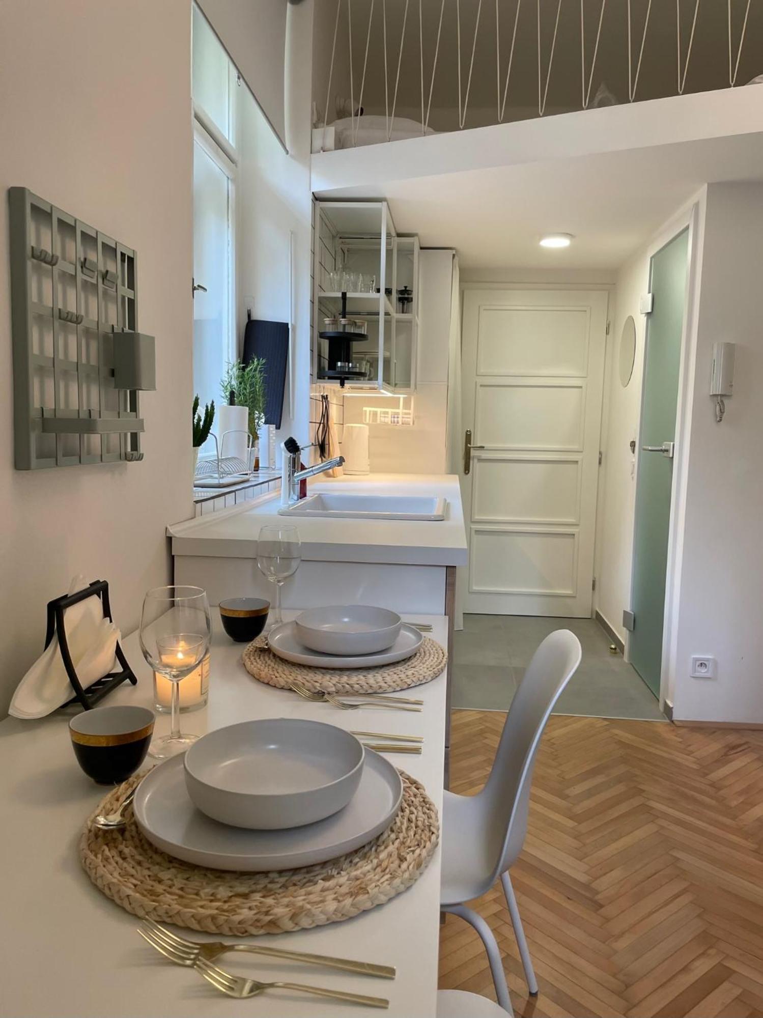 Urban Retreat I Modern Boho Apartments In Lovely Letna District - 10 Minutes From Old Town Prag Exterior foto