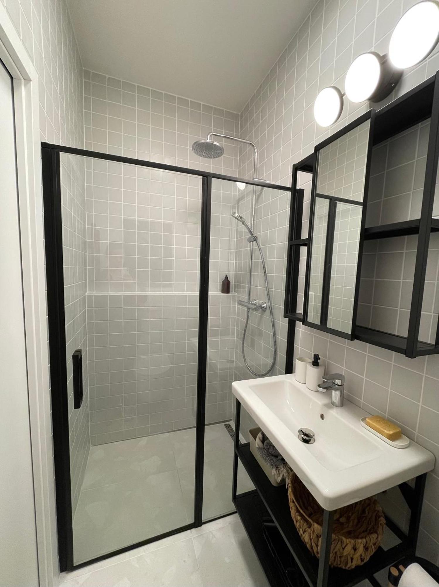 Urban Retreat I Modern Boho Apartments In Lovely Letna District - 10 Minutes From Old Town Prag Exterior foto