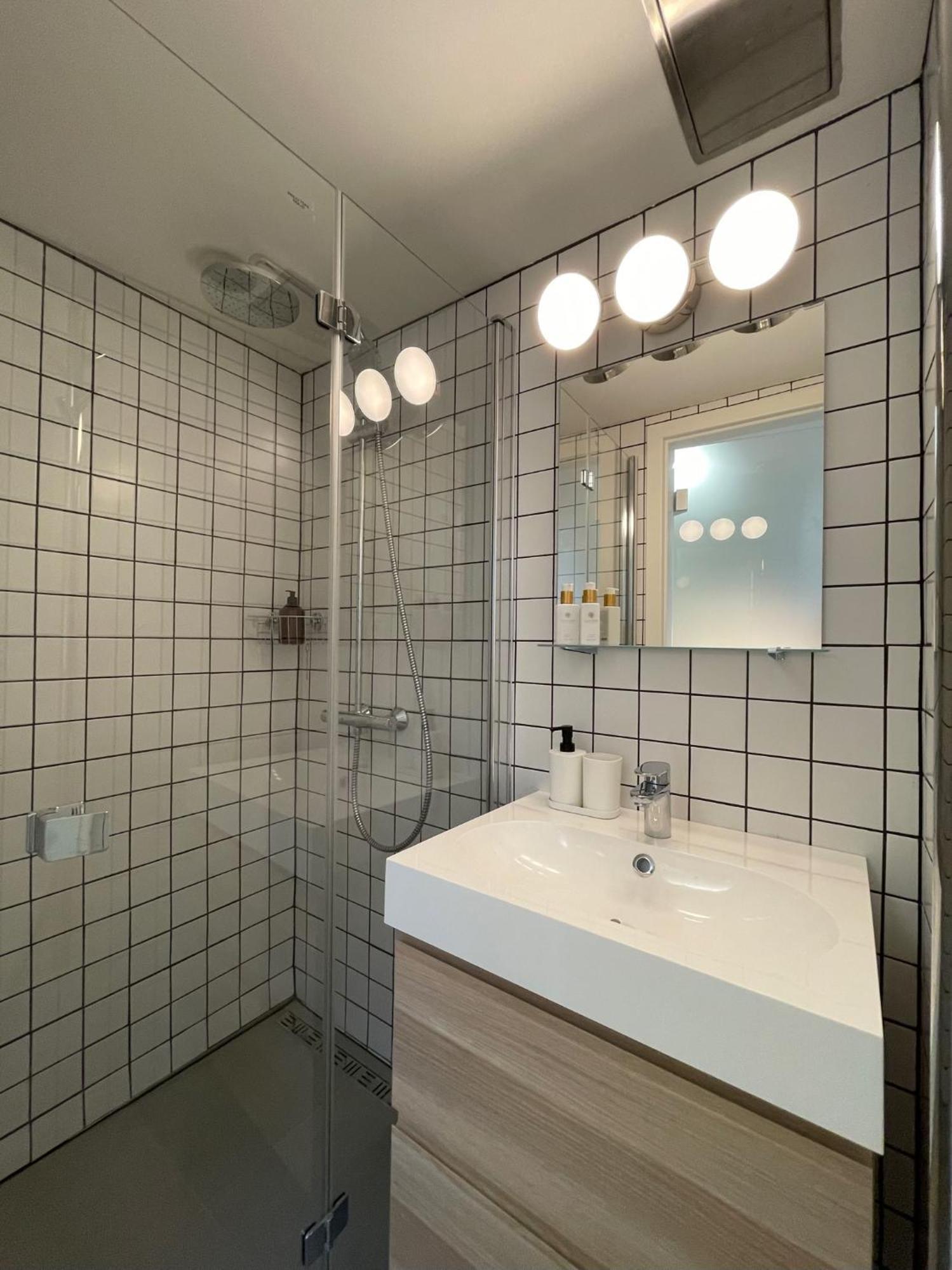 Urban Retreat I Modern Boho Apartments In Lovely Letna District - 10 Minutes From Old Town Prag Exterior foto